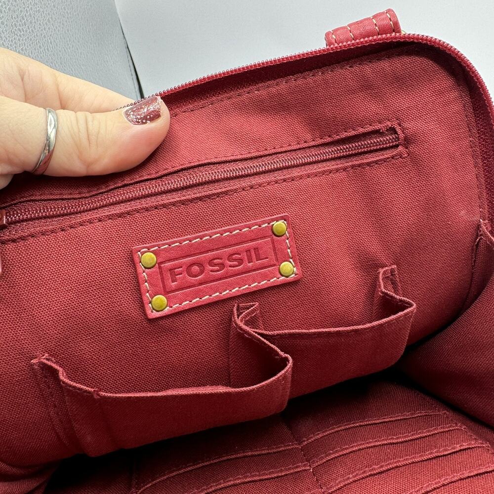 Vintage Fossil Y2K Red Leather Crossbody Bag Everyday Organizer NEW - Picture 9 of 10